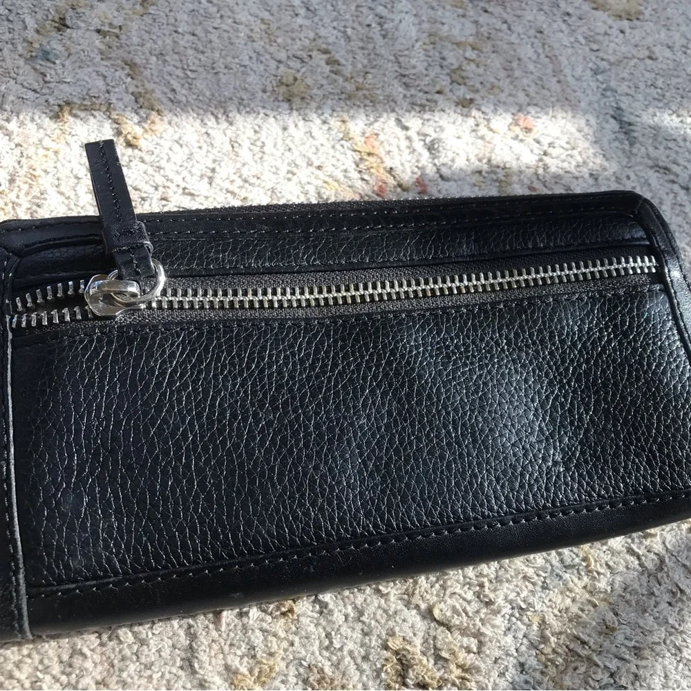 Brighton wallet. Black . 10 slots for cards - Picture 3 of 8
